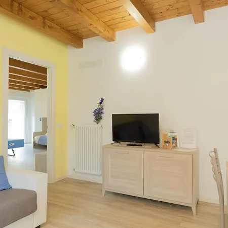 Residenze Lariane Apartamento