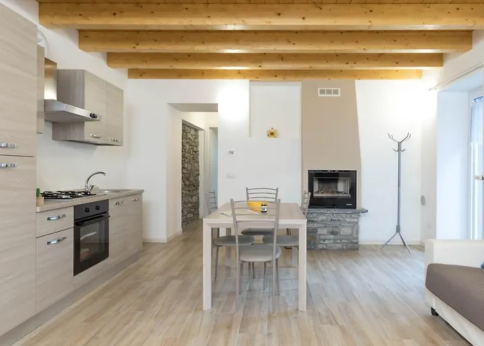 Residenze Lariane * 科利科