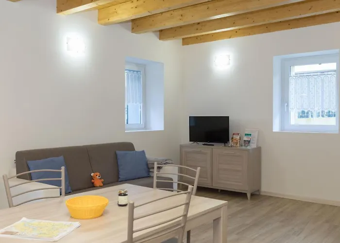 公寓 Residenze Lariane