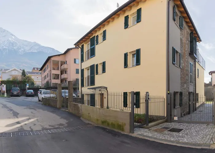 Residenze Lariane 科利科