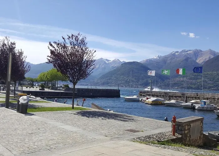 公寓 Residenze Lariane *