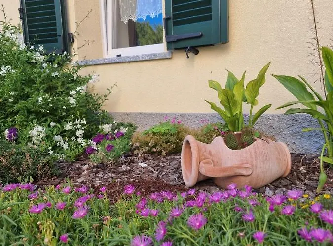 Residenze Lariane Apartamento Colico
